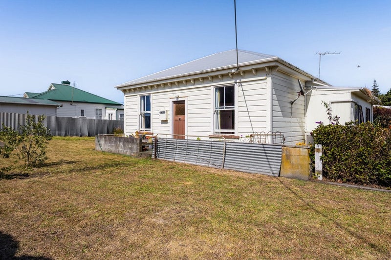 11 Dorset Street, Patea - Carousel 20