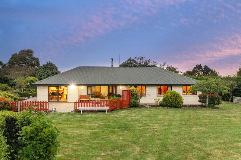35 Green Island Bush Road, Blackhead, Dunedin - Carousel 1