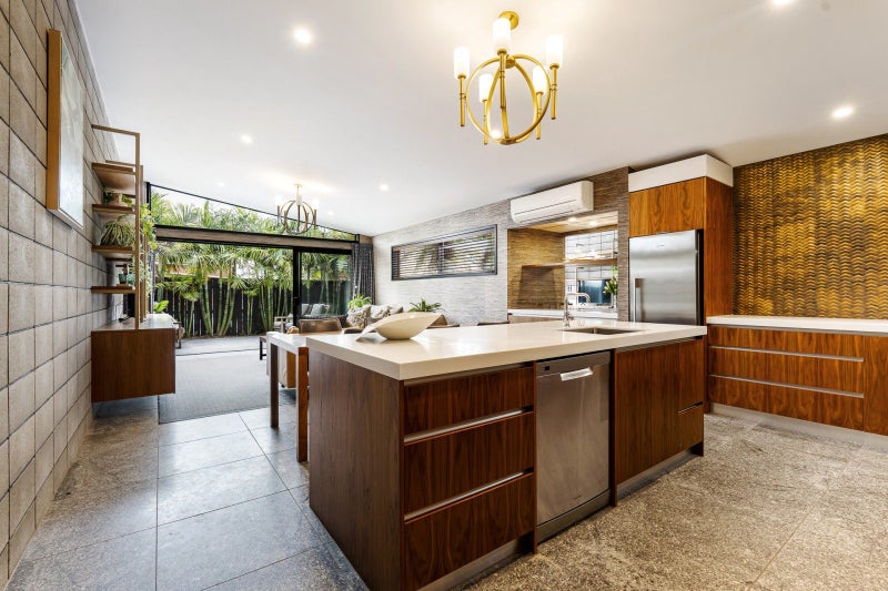 216A Powderham Street, New Plymouth, New Plymouth - Carousel 2