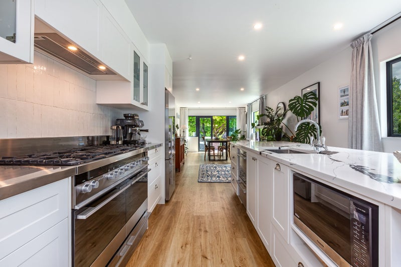 46 Huia Street, Waikanae - Carousel 2