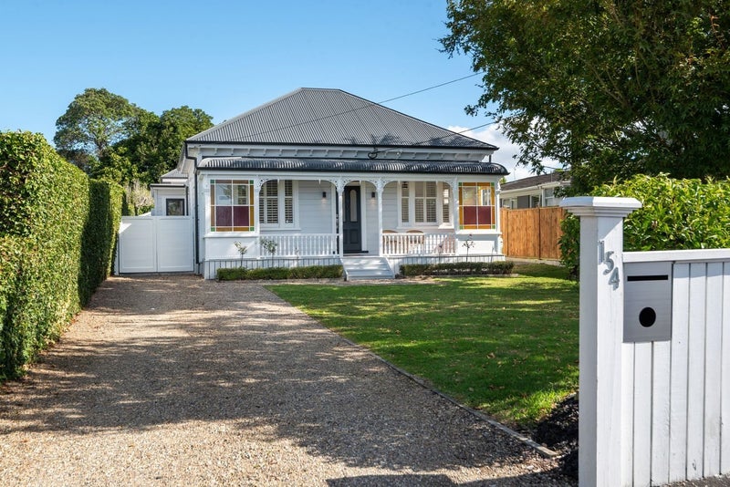 154 Hinemoa Street, Birkenhead, Auckland - Carousel 1
