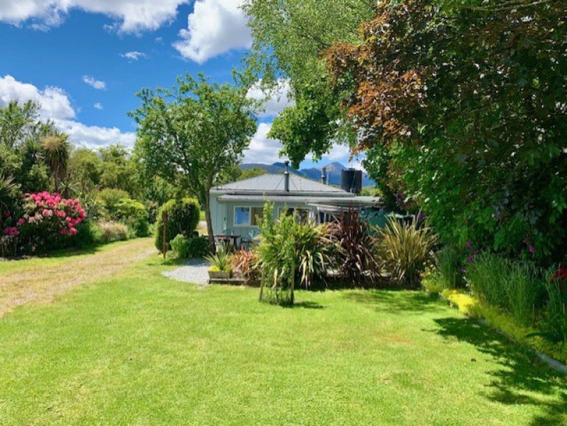 23 Springs Junction, SPRINGS JUNCTION, REEFTON - Carousel 20