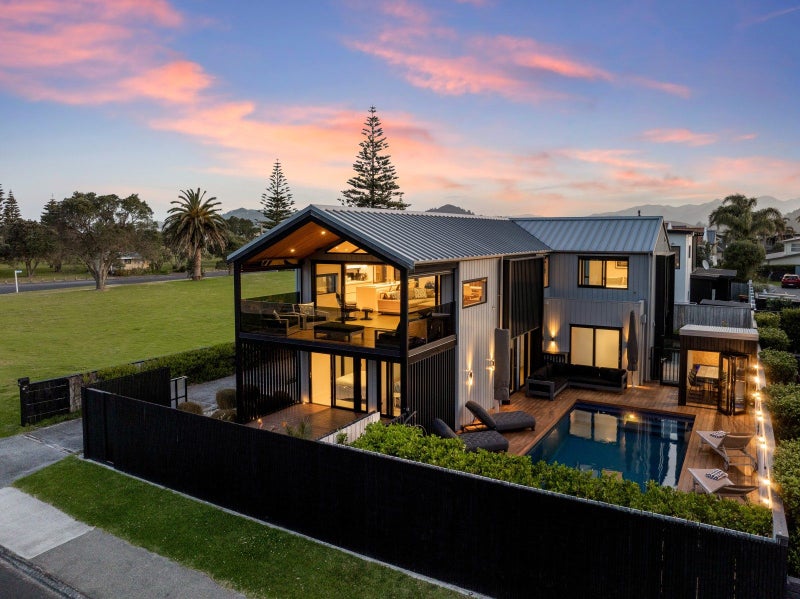 101 Beach Road, Whangamata, Whangamatā - Carousel 1