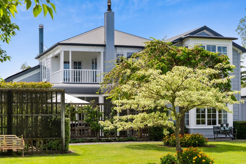 26 Grey Street, Martinborough - Carousel 1