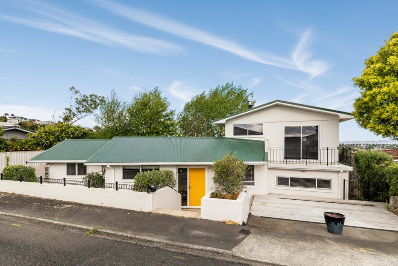 33 Simla Terrace, Hospital Hill, Napier, Hawke's Bay - Carousel 1