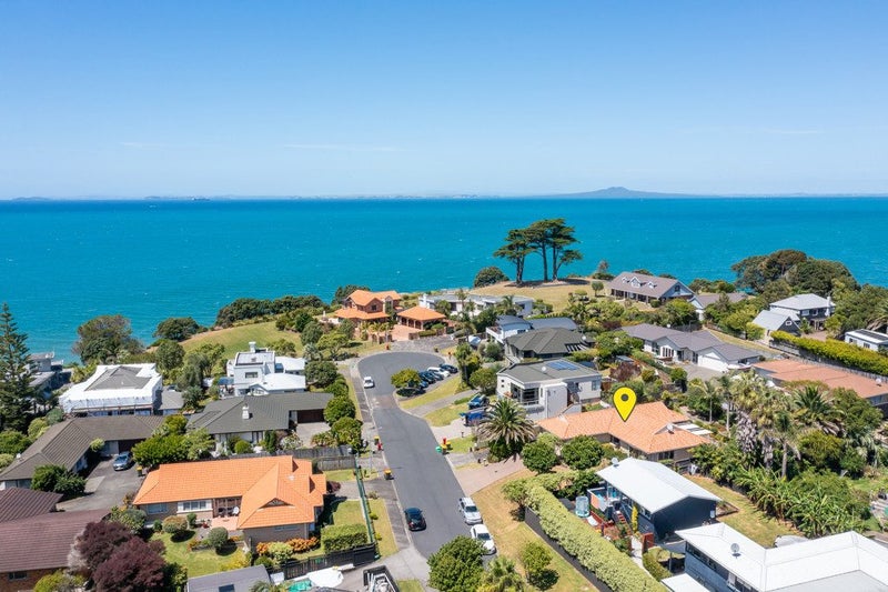 4 Spinnaker Point, Manly, Whangaparaoa - Carousel 32