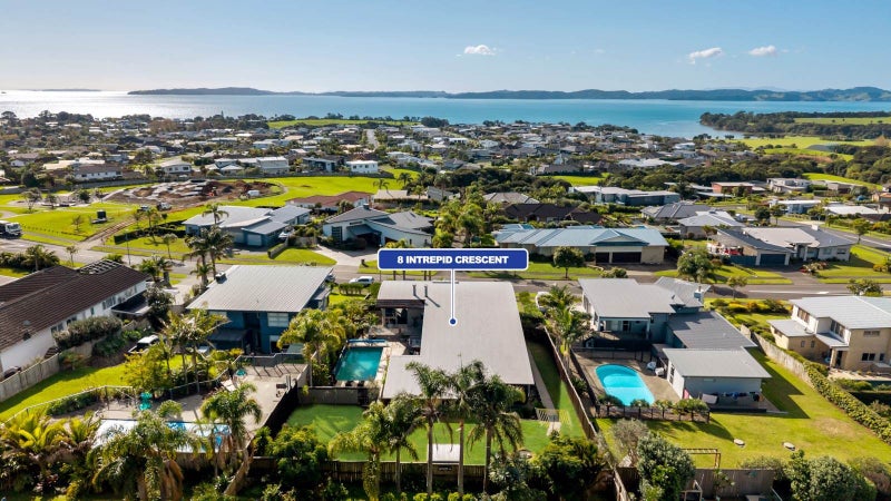 8 Intrepid Crescent, Beachlands, Auckland - Carousel 25