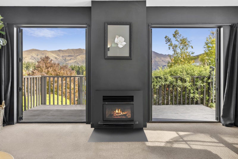 13 Trevathan Lane, Wanaka, Wanaka, Otago - Carousel 2