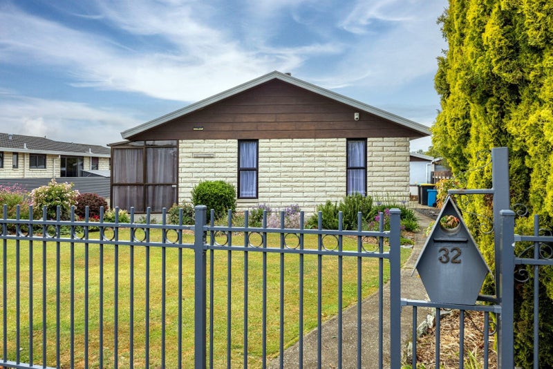 32 Guise Street, Temuka - Carousel 2