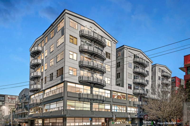 701/115 Vivian Street, Te Aro, Wellington - Carousel 1