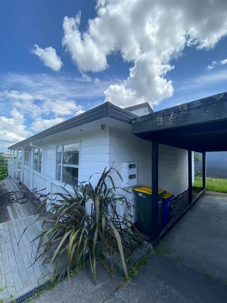 14 Wren Place, Unsworth Heights, Auckland - Carousel 1