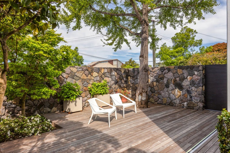 9 Poynder Avenue, Merivale, Christchurch - Carousel 2