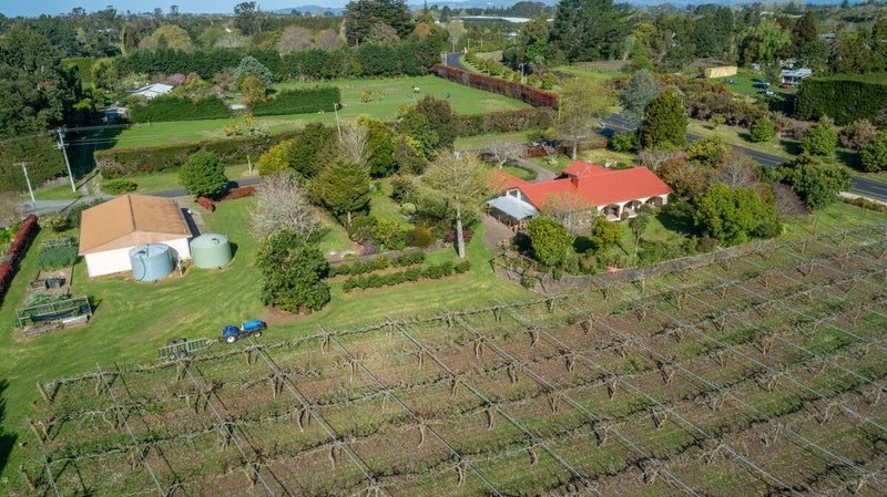 3 Treholme Lane, Te Puna, Tauranga - Carousel 2