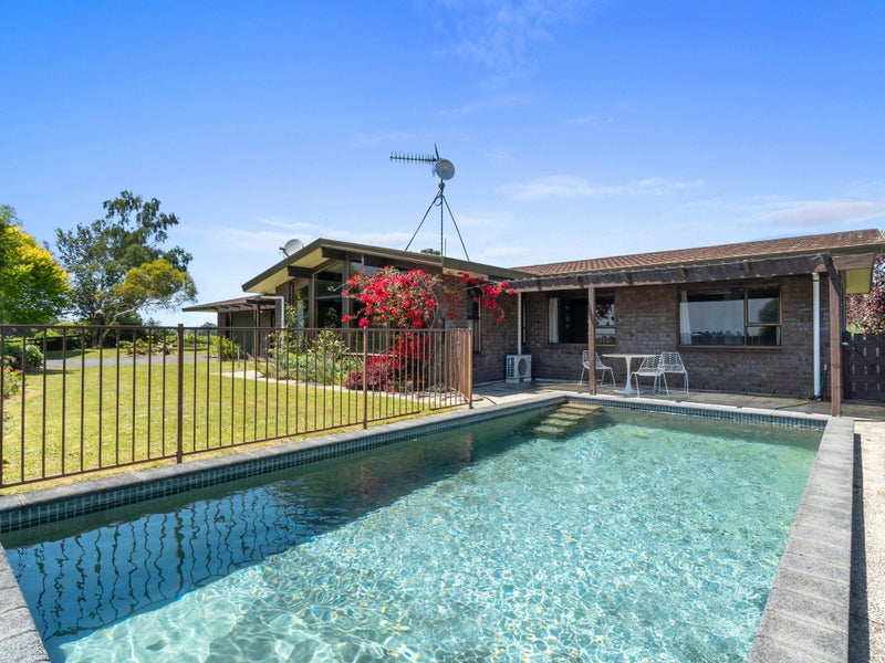 146 Fletcher Road, Ngahinapouri, Hamilton - Carousel 1