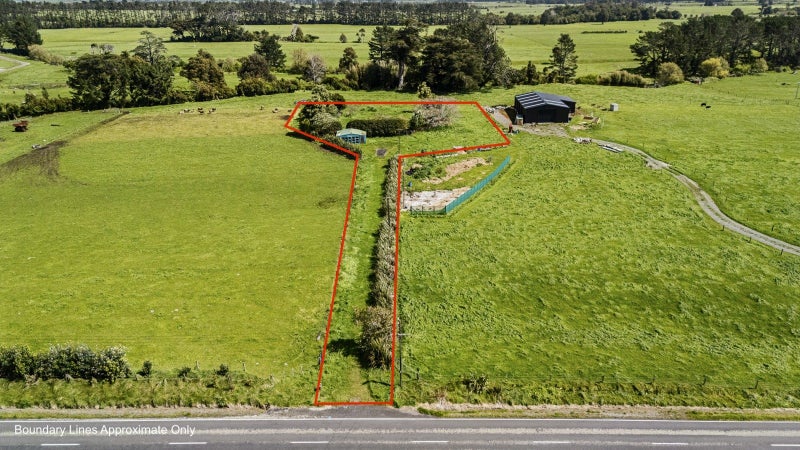 146 Oxford Road, Okato, Ōkato - Carousel 1