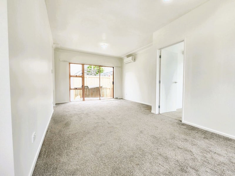 97 Avenue Road, OTAHUHU, AUCKLAND - Carousel 2