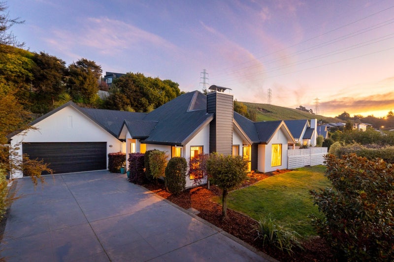 18 Bridgewater Lane, Stoke, Nelson - Carousel 1