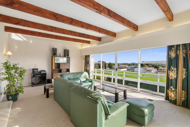 32 Lancaster Street, Levin, Levin - Carousel 1