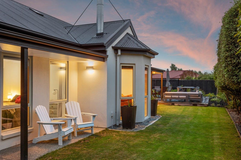 14 Elmslie Grove, Halswell, Christchurch - Carousel 22