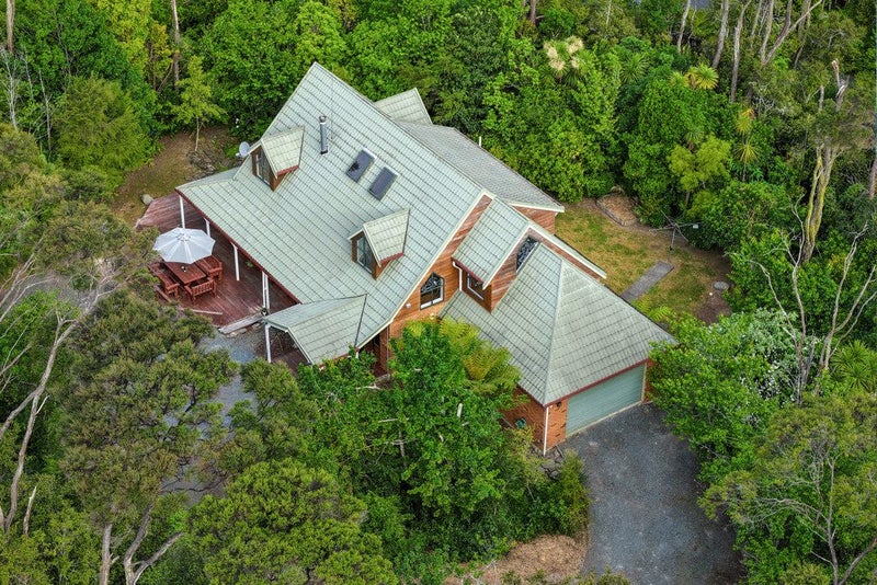 8 Chenery Road, Red Beach, Red Beach - Carousel 2