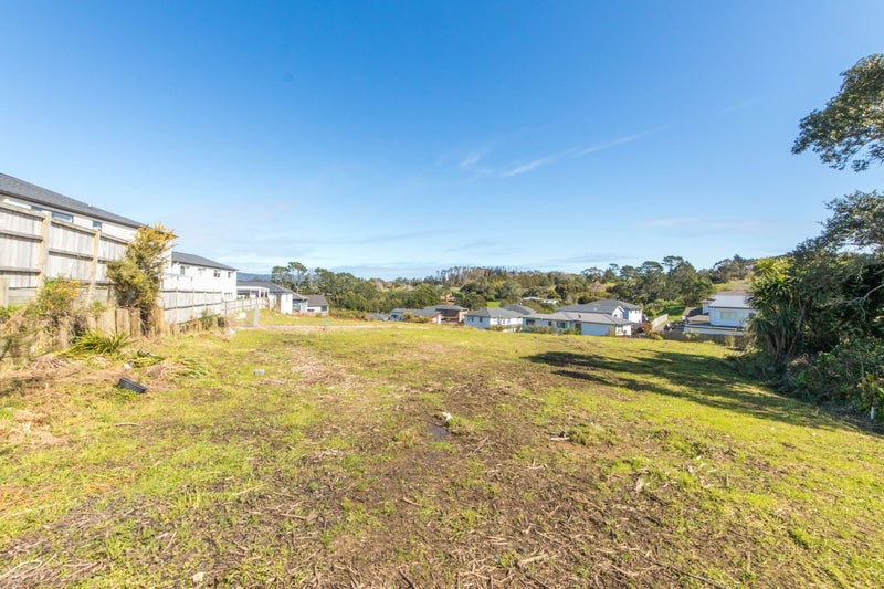 3 Hundalee Lane, Massey, Auckland - Carousel 8