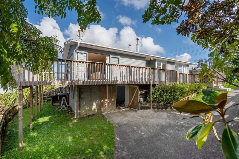 897 East Coast Road, Northcross, North Shore City, Auckland - Carousel 13