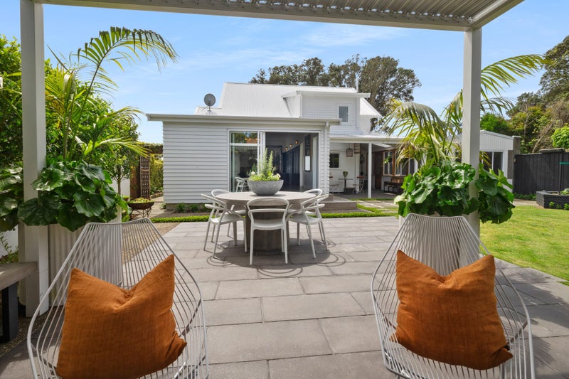 132 Pendarves Street, New Plymouth, New Plymouth - Carousel 1