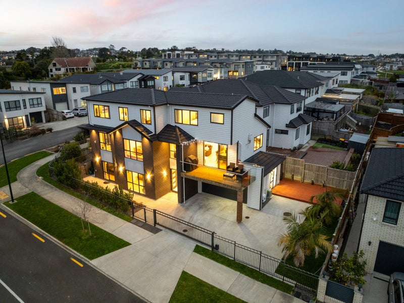5 Riwai Street, Flat Bush, Auckland - Carousel 2