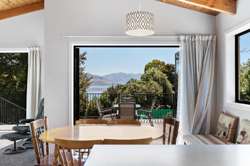 130 Lakeview Terrace, Lake Hāwea - Carousel 1