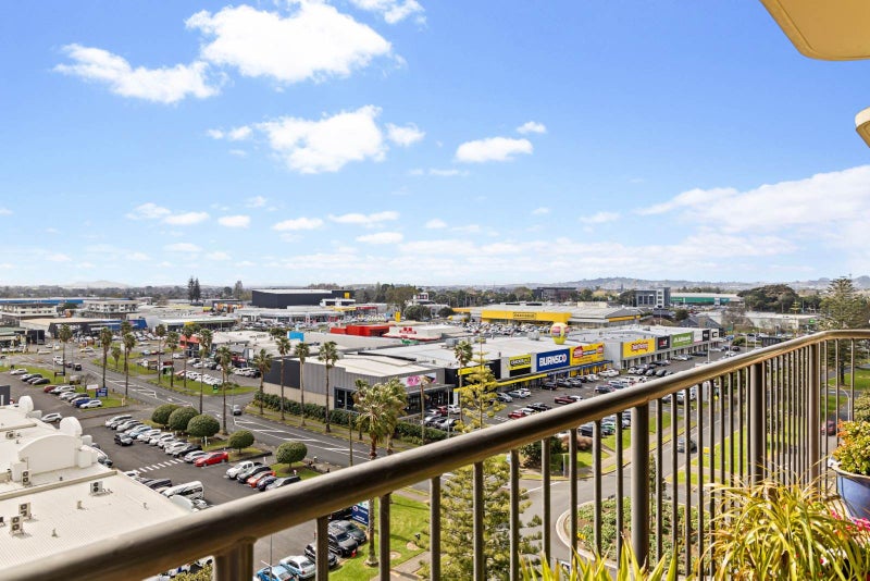 8A/18 Ronwood Avenue, Manukau, Auckland - Carousel 1