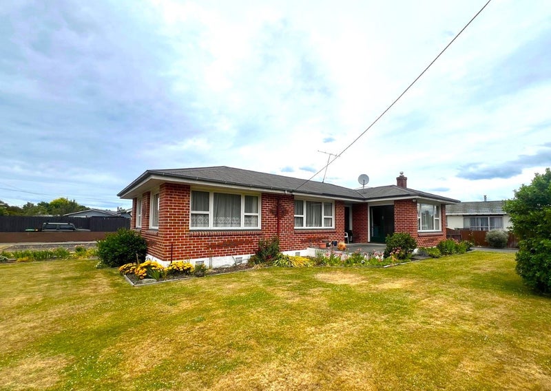 2 Fox Street, Temuka - Carousel 30