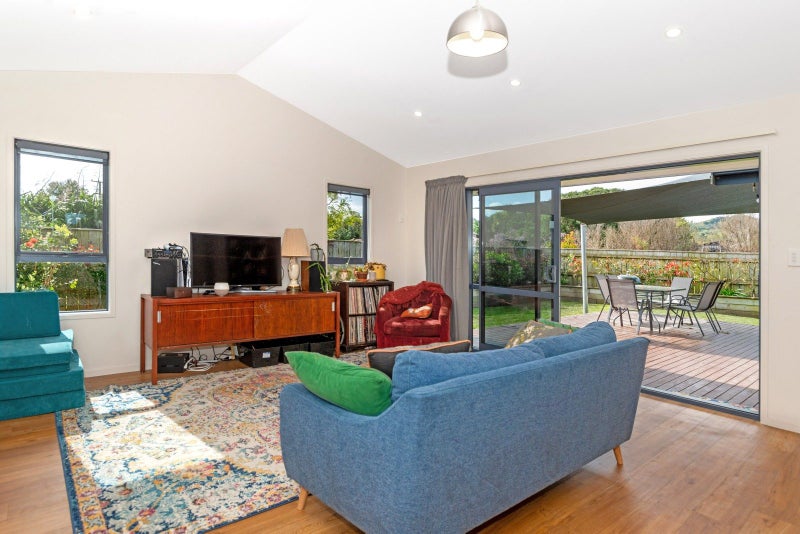 14 Tuamotu Park, Wainui, Gisborne - Carousel 2