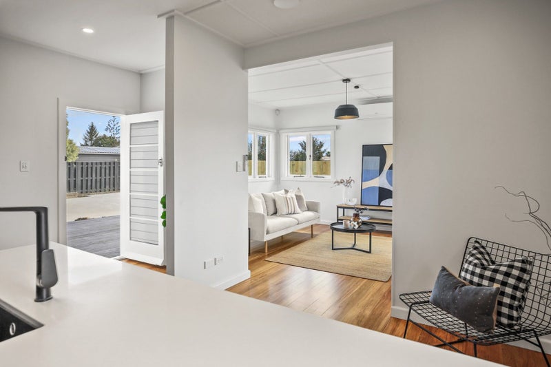 44 Campbell Street, Leamington, Cambridge - Carousel 2