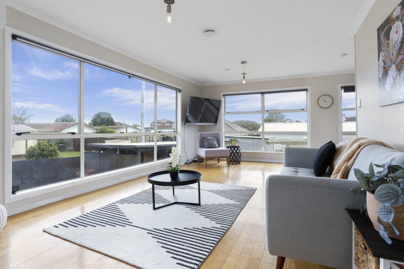 52 Kirkbride Road, Mangere, Auckland - Carousel 2
