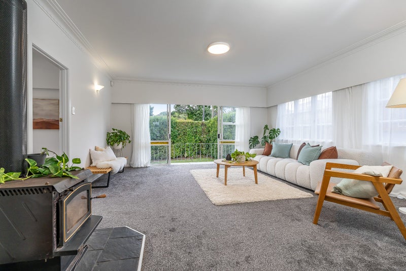 13A Carlton Street, Hillsborough, Auckland - Carousel 1
