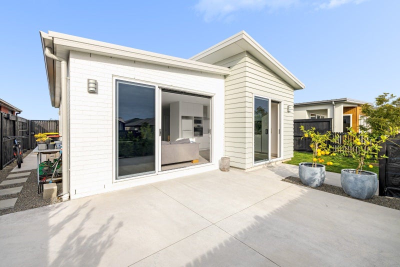 21 Bale Close, Papamoa, Papamoa - Carousel 15