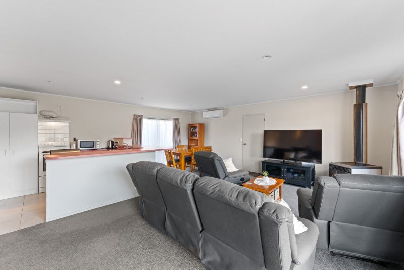 2/9 Puia Street, Tauhara, Taupō - Carousel 2