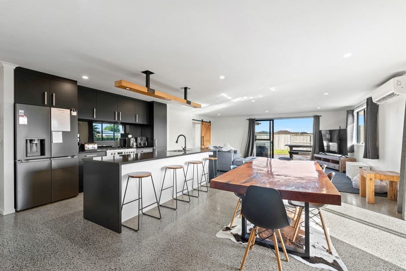 6 Halifax Drive, Waipu, Waipu - Carousel 2