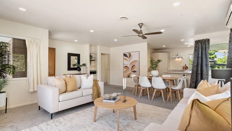 1/40 Edgeworth Road, Glenfield, Auckland - Carousel 1