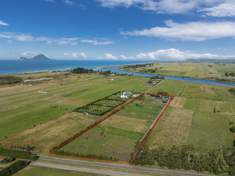 95B Thornton Beach Road, Thornton, Whakatane - Carousel 1