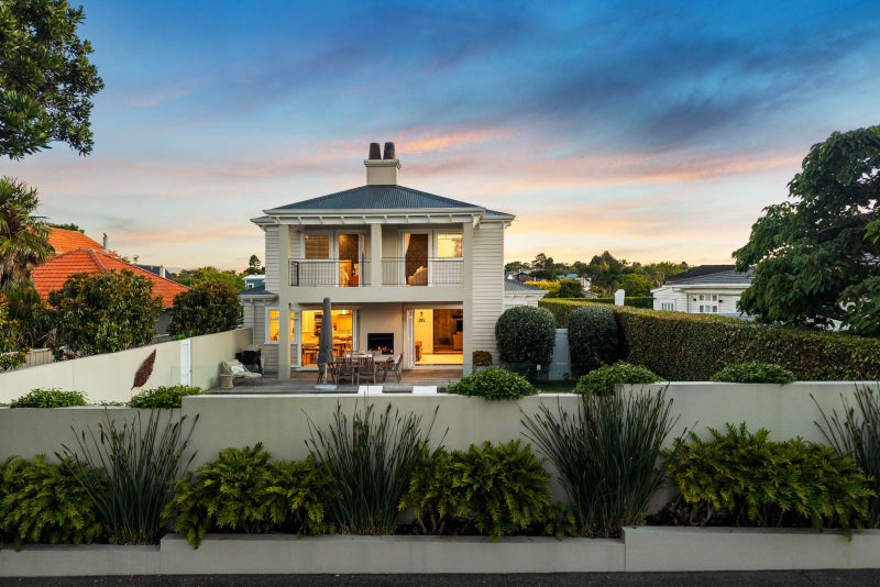 11 Evesham Avenue, Glendowie, Auckland - Carousel 2