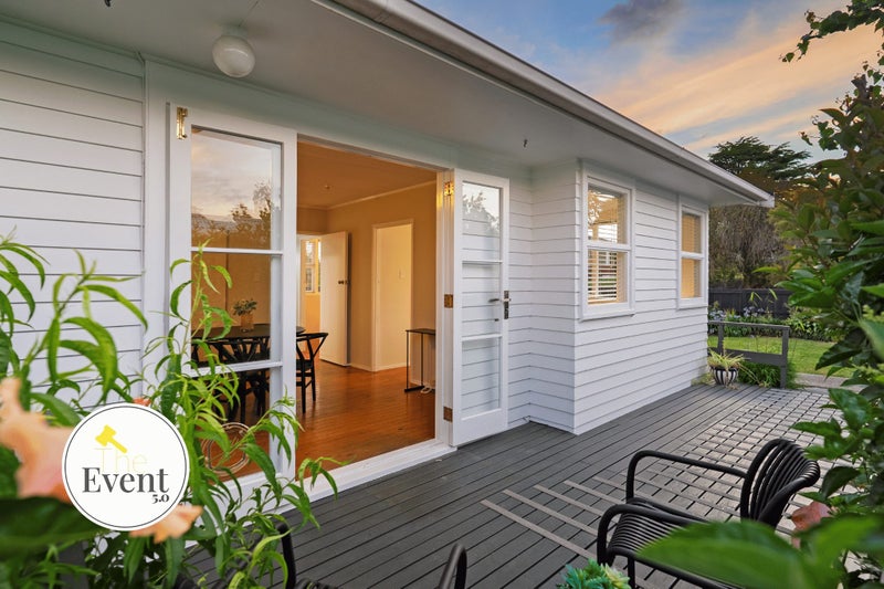 2/25 Margaret Place, Milford, Auckland - Carousel 1