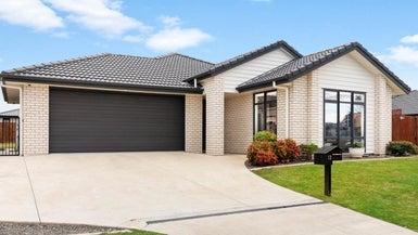 13 Fernbird Avenue, Te Kauwhata - Carousel 1