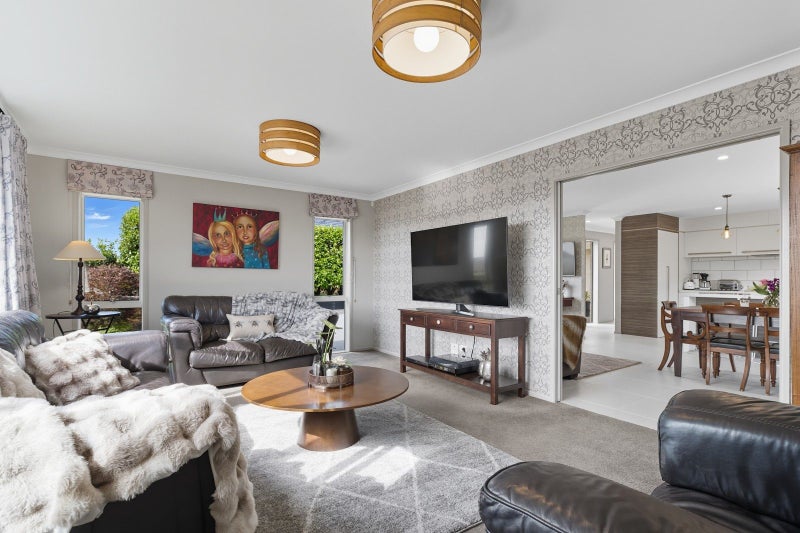 11 Haden Place, Omokoroa, Omokoroa - Carousel 2