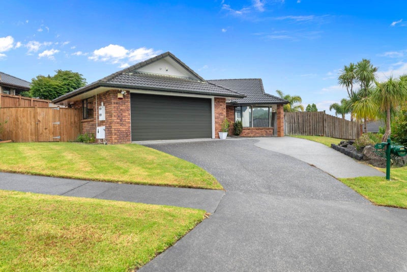 13 Byblos Place, The Gardens, Auckland - Carousel 32