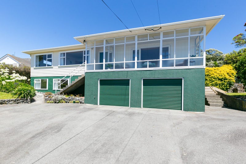 17 Trebann Street, Paparangi, Wellington - Carousel 1