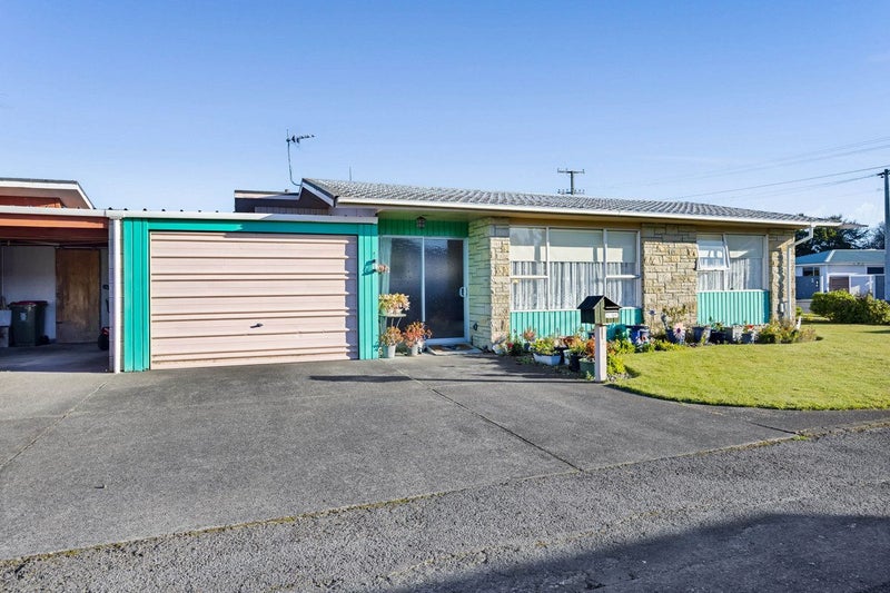 15 Puriri Street, Hawera - Carousel 1