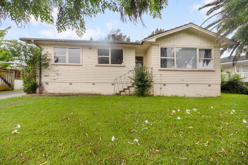 26 Hobart Crescent, Wattle Downs, Auckland - Carousel 1