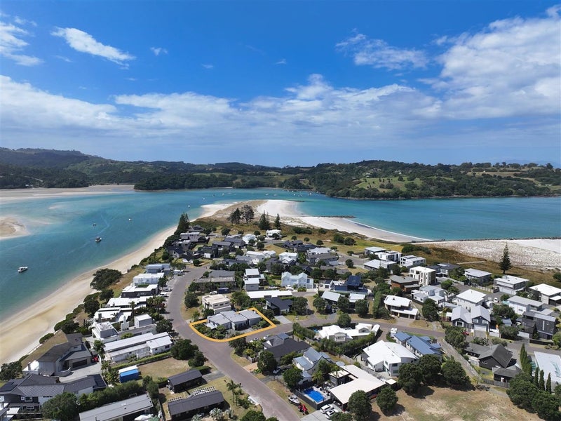 168 Omaha Drive, Warkworth - Carousel 1