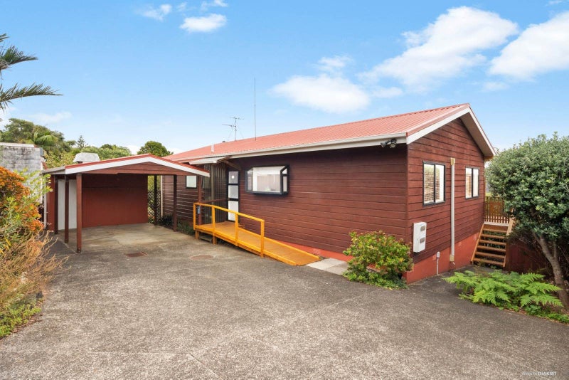 2/191 Waimumu Road, Massey, Waitakere City, Auckland - Carousel 1